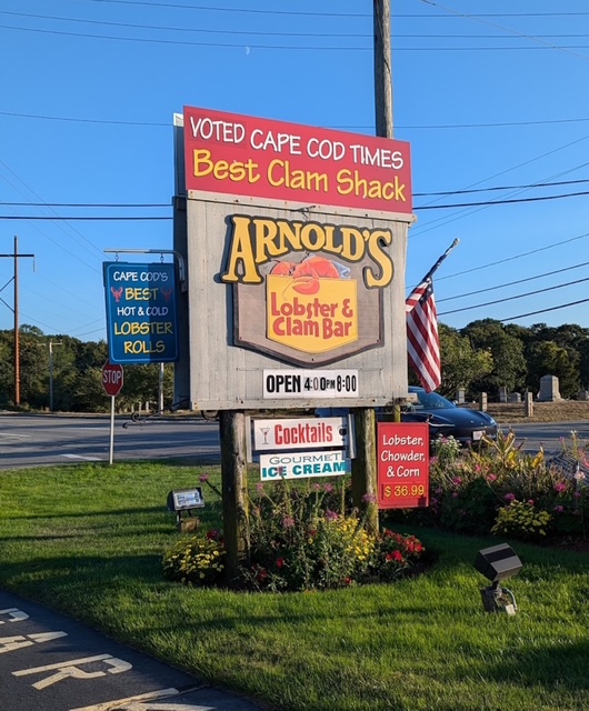 Arnold’s Lobster & Clam Bar – Eastham, MA